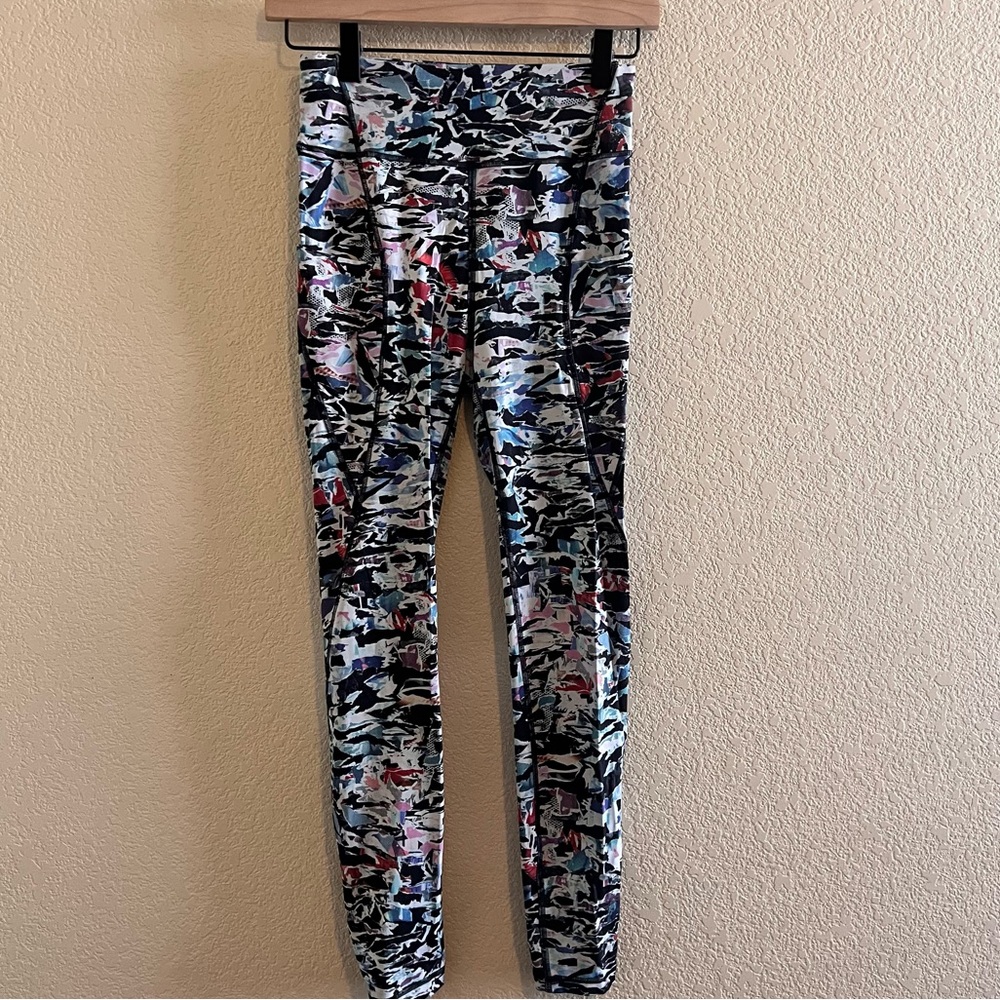 Lululemon Tight Break Free Nulux Culture Clash Wunder Under Hi-Rise Size 4